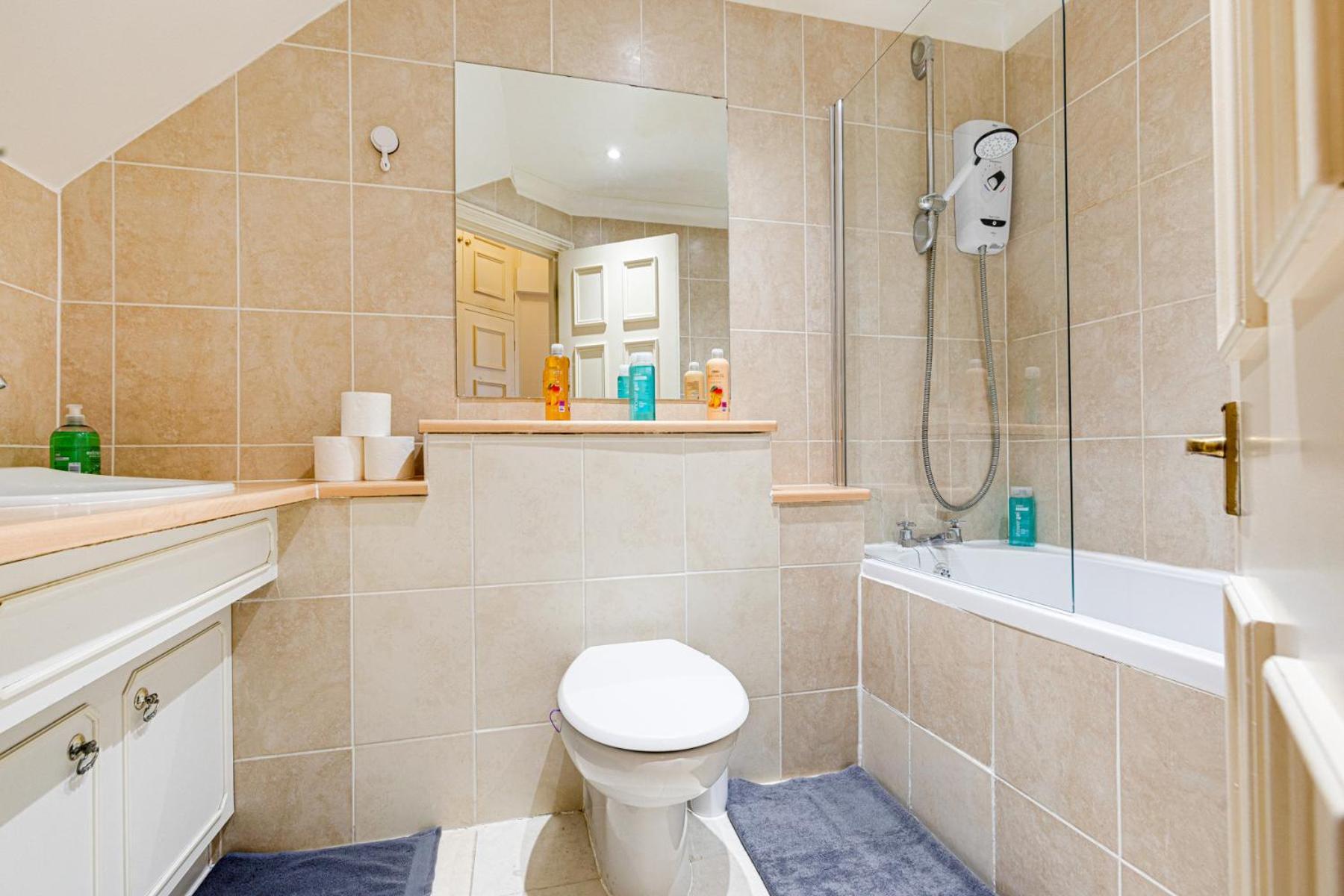 Luxstay2 Earls Court Apartment - Sleeps Up To 8 Лондон Екстер'єр фото