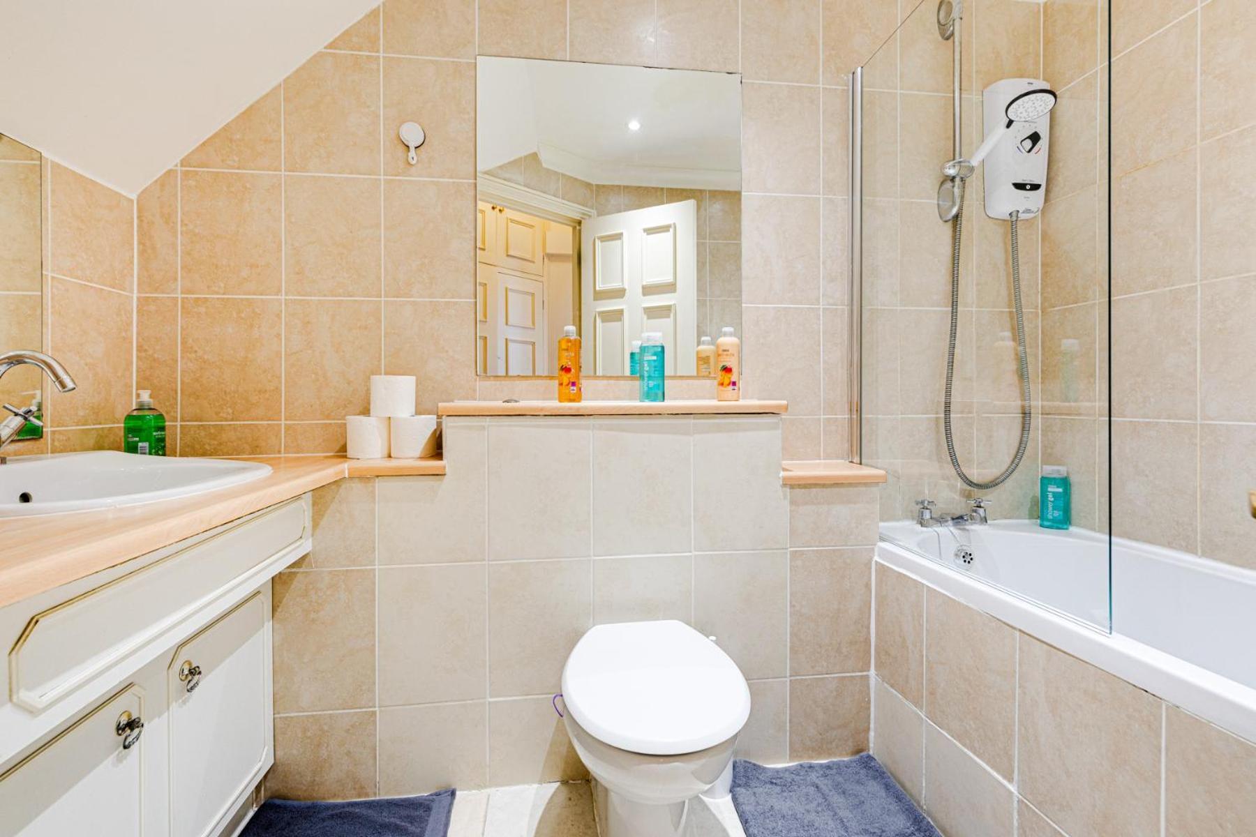 Luxstay2 Earls Court Apartment - Sleeps Up To 8 Лондон Екстер'єр фото